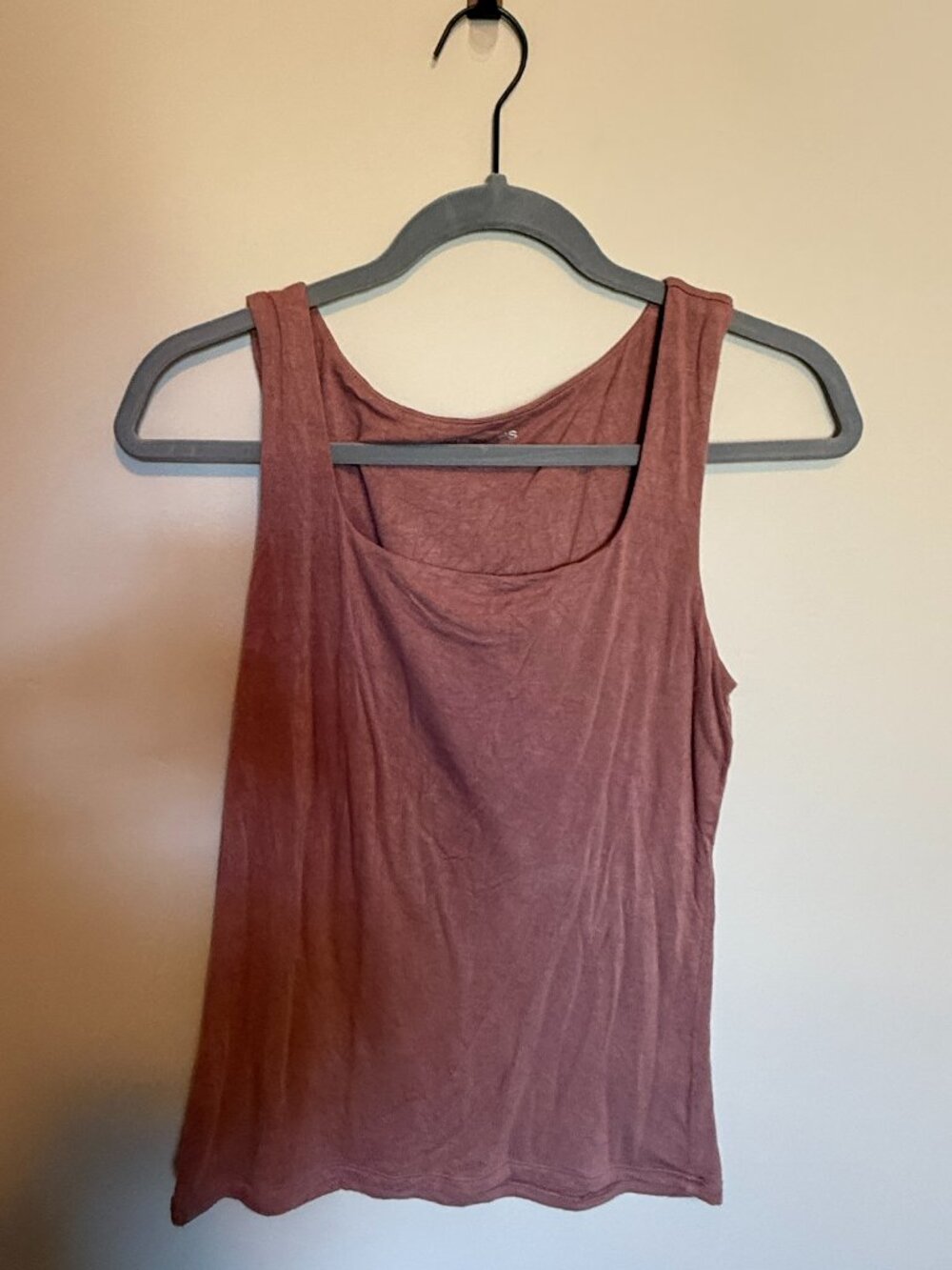 Maurices Dusty Rose Sleeveless Tank Top Size Medium NWOT - Picture 1 of 3